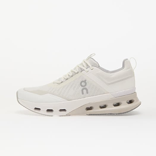 On W Cloudnova X White/ Glacier