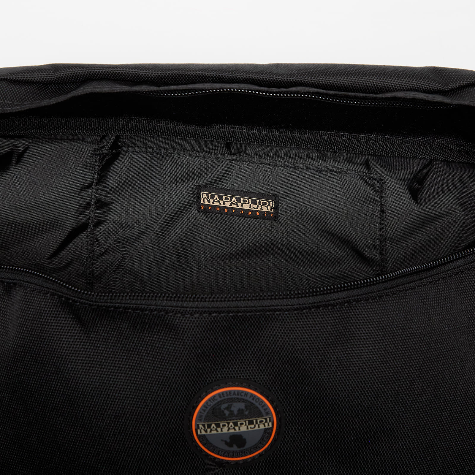 Pantalones de riñón para hombre Napapijri H-Voyage Wb Black