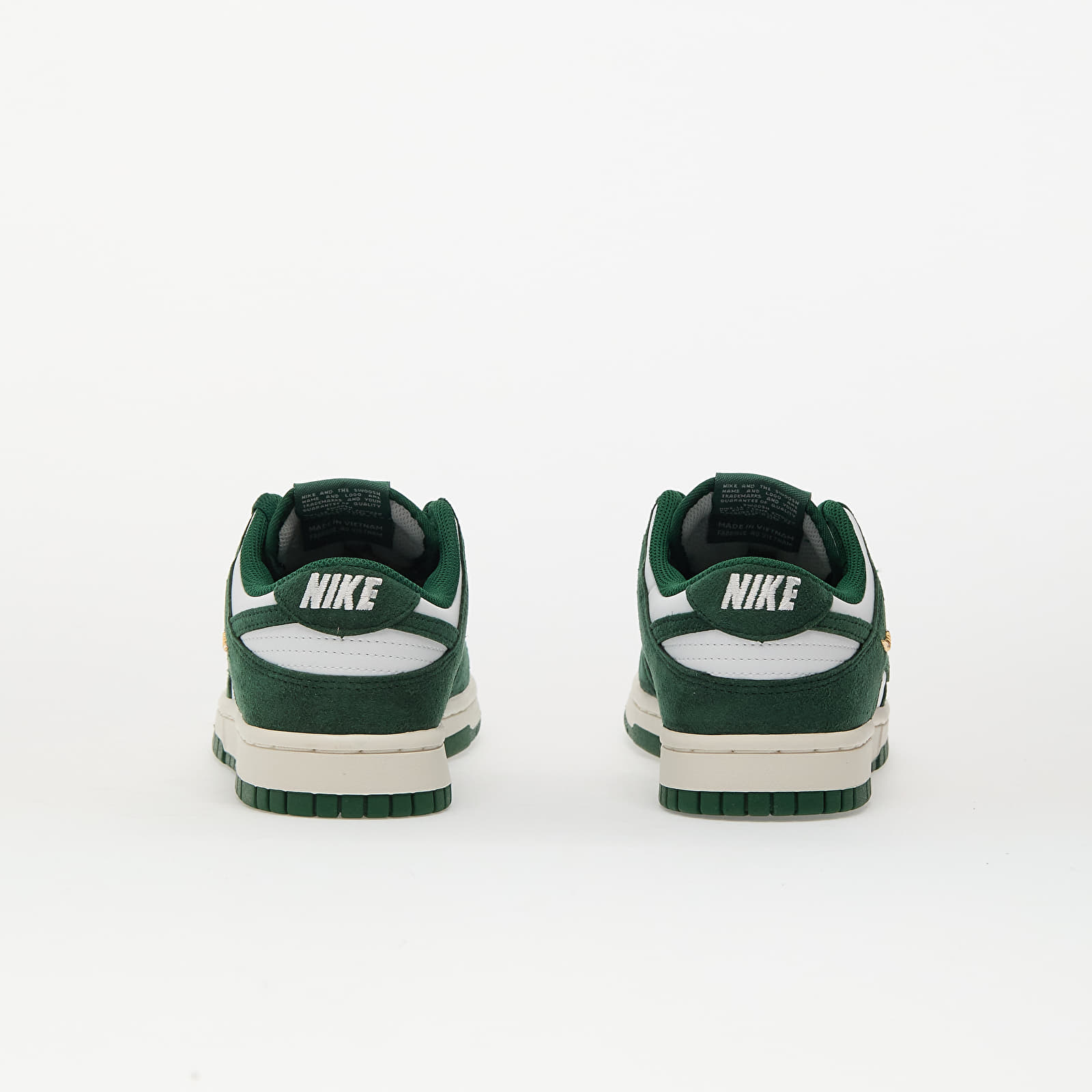 Women's shoes Nike Wmns Dunk Low Summit White/ Gorge Green-Sail-Mtlc Gold