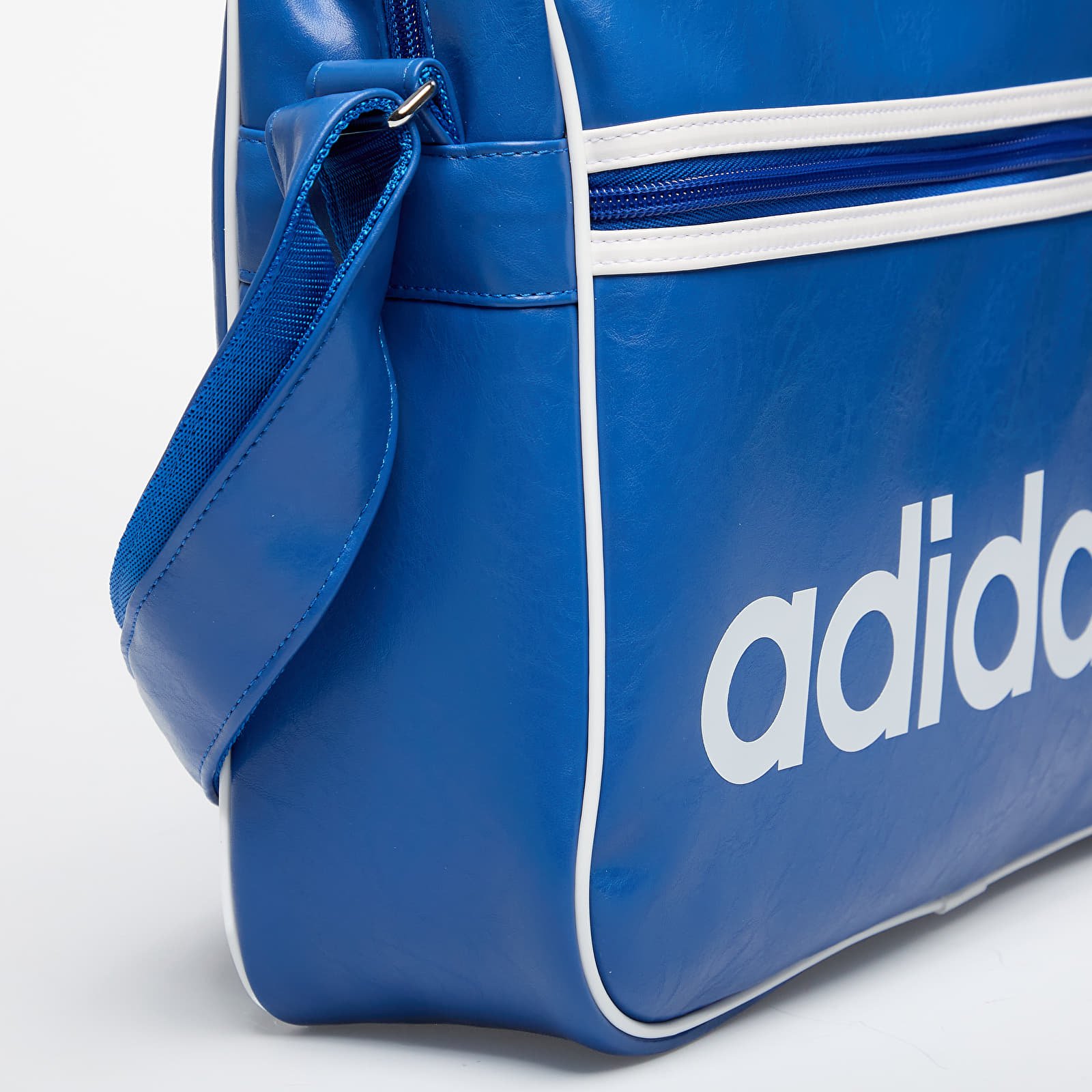 Crossbody bags adidas Og Airliner Blue