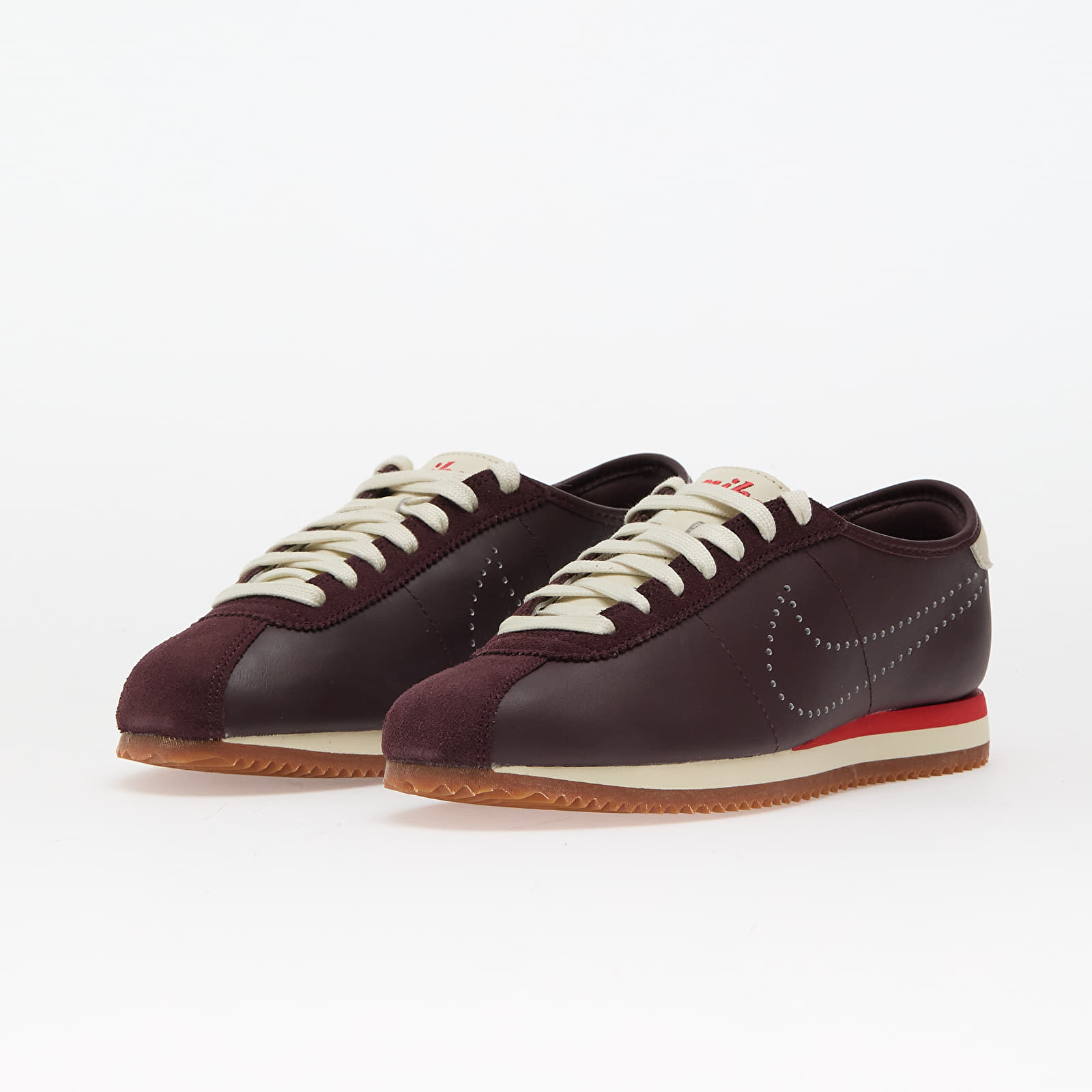 Scarpe donna Nike W Cortez Lt Burgundy Crush/ Lt Crimson-Coconut Milk-Gum Med Brown