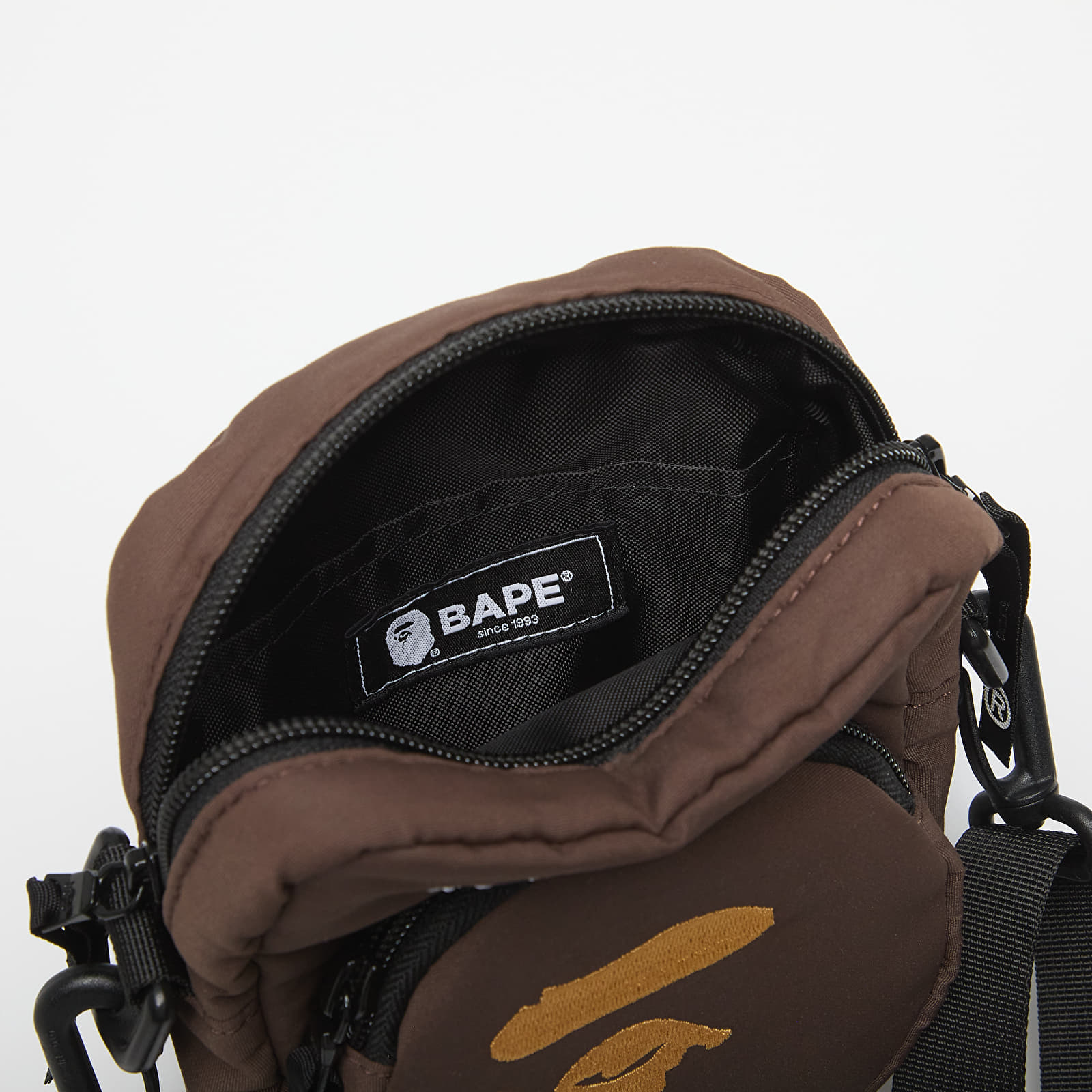 Τσάντες ώμου A BATHING APE Ape Head Mini Bag Brown