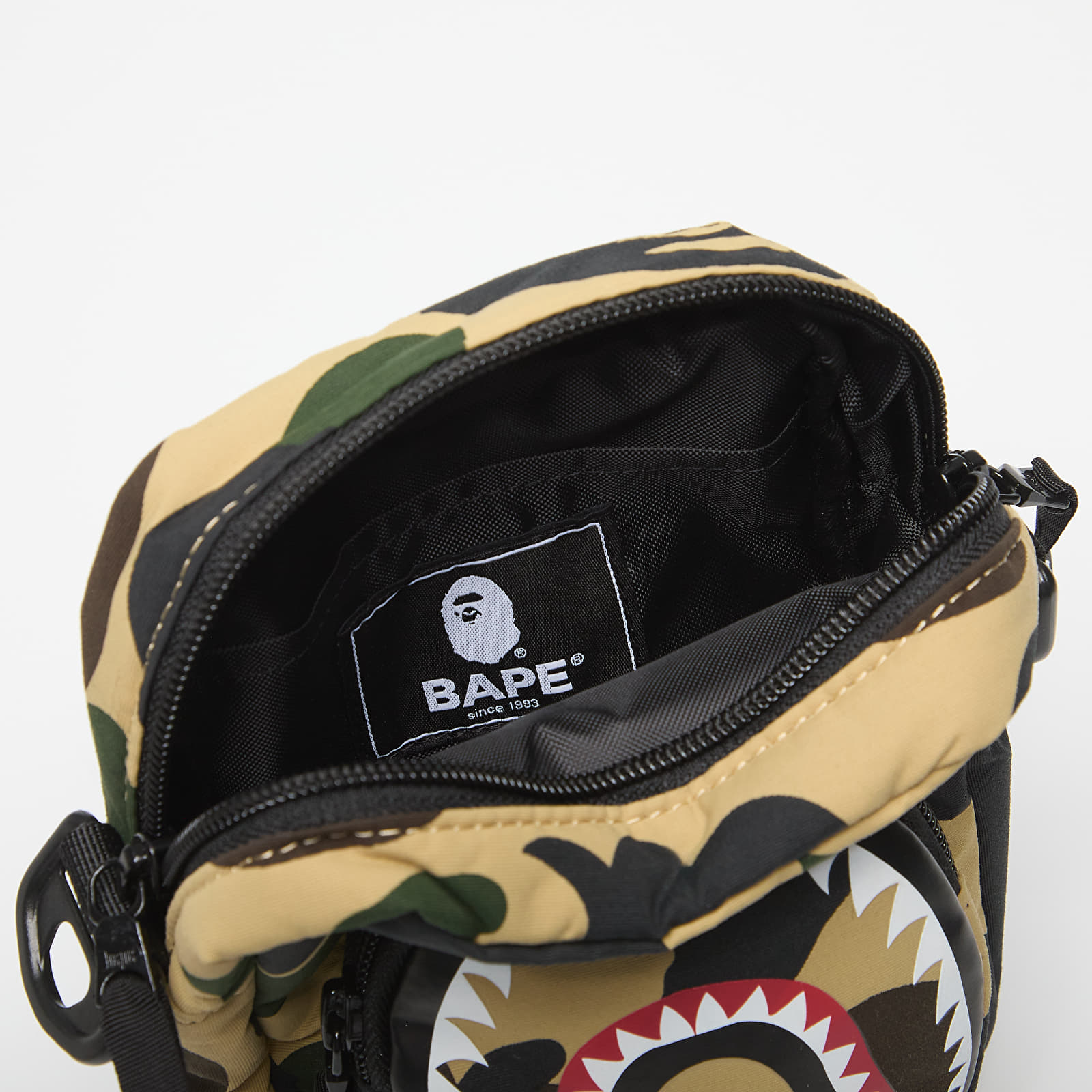 Τσάντες ώμου A BATHING APE Ape Head Mini Bag Brown