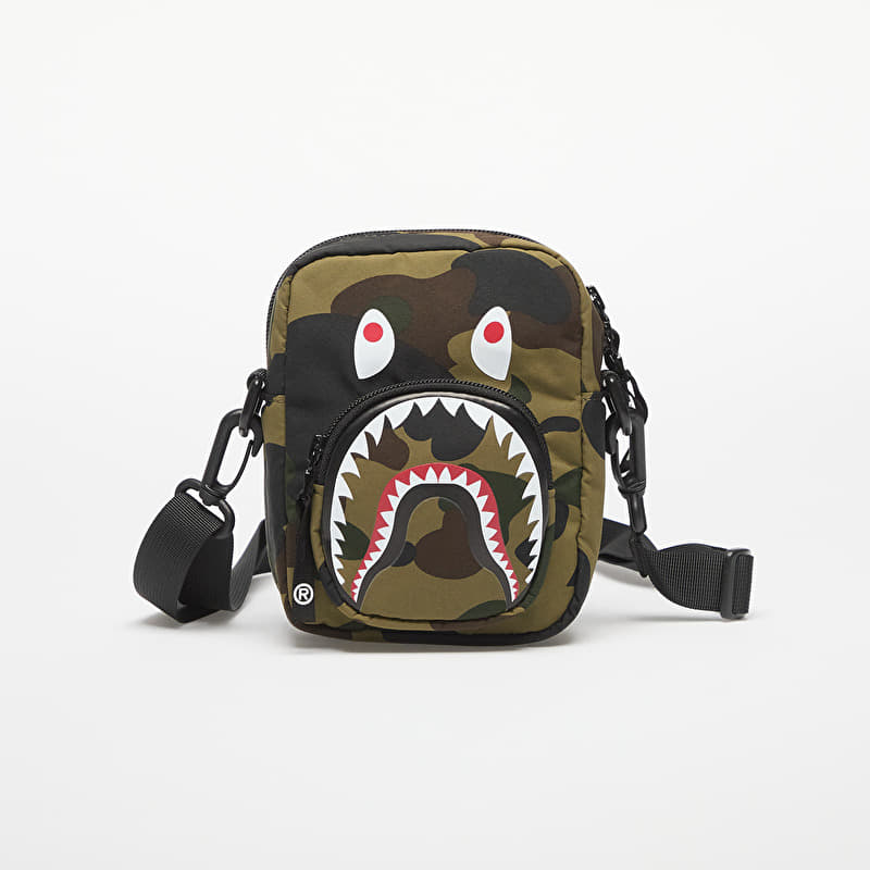 Borse a tracolla A BATHING APE 1St Camo Shark Mini Bag Green