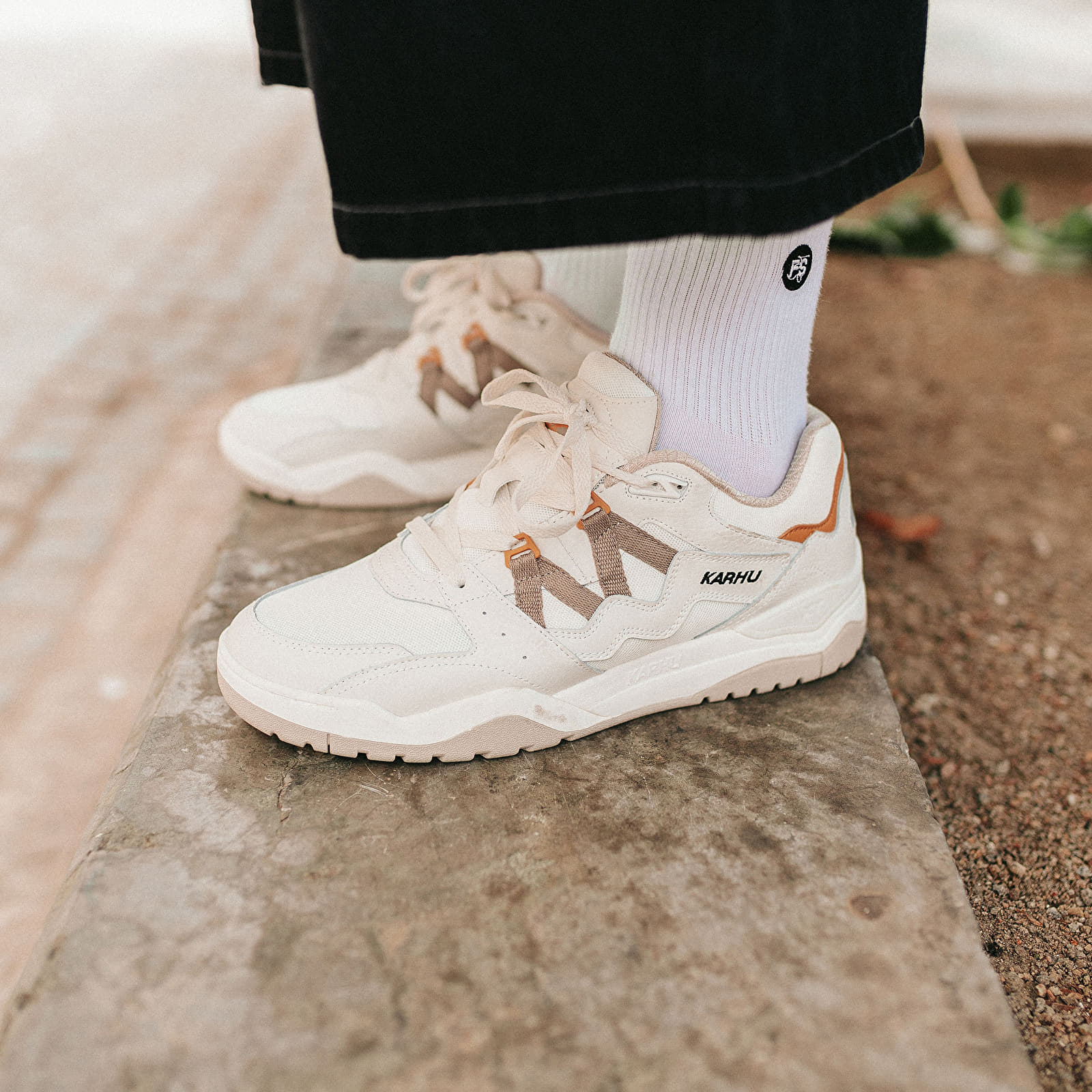 Skor för män Karhu Fusion Xt Blanc de Blanc/ Vintage Khaki