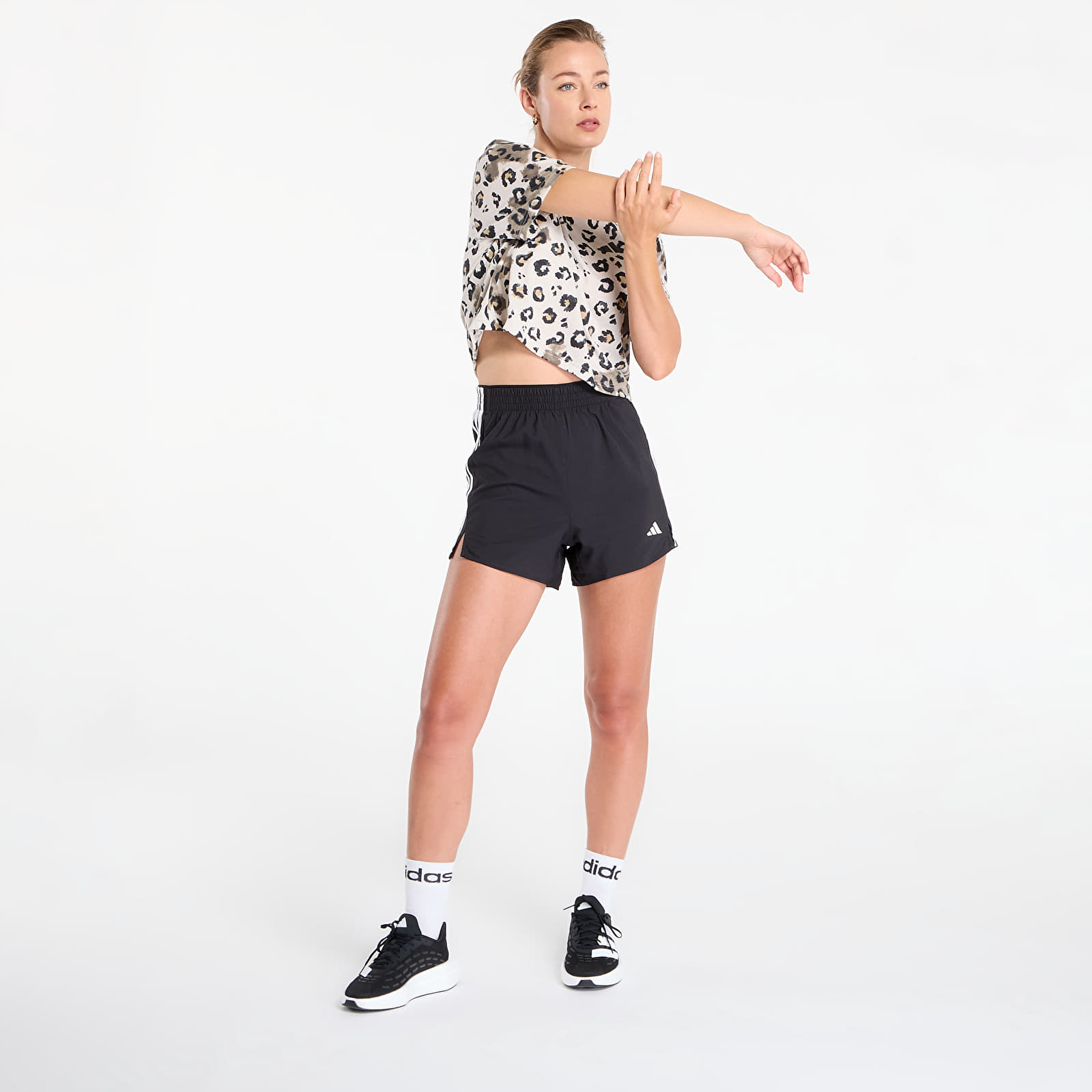 Ženske majice kratkih rukava adidas Workout Essentials T-Shirt Print Wonder Alumina/ Print