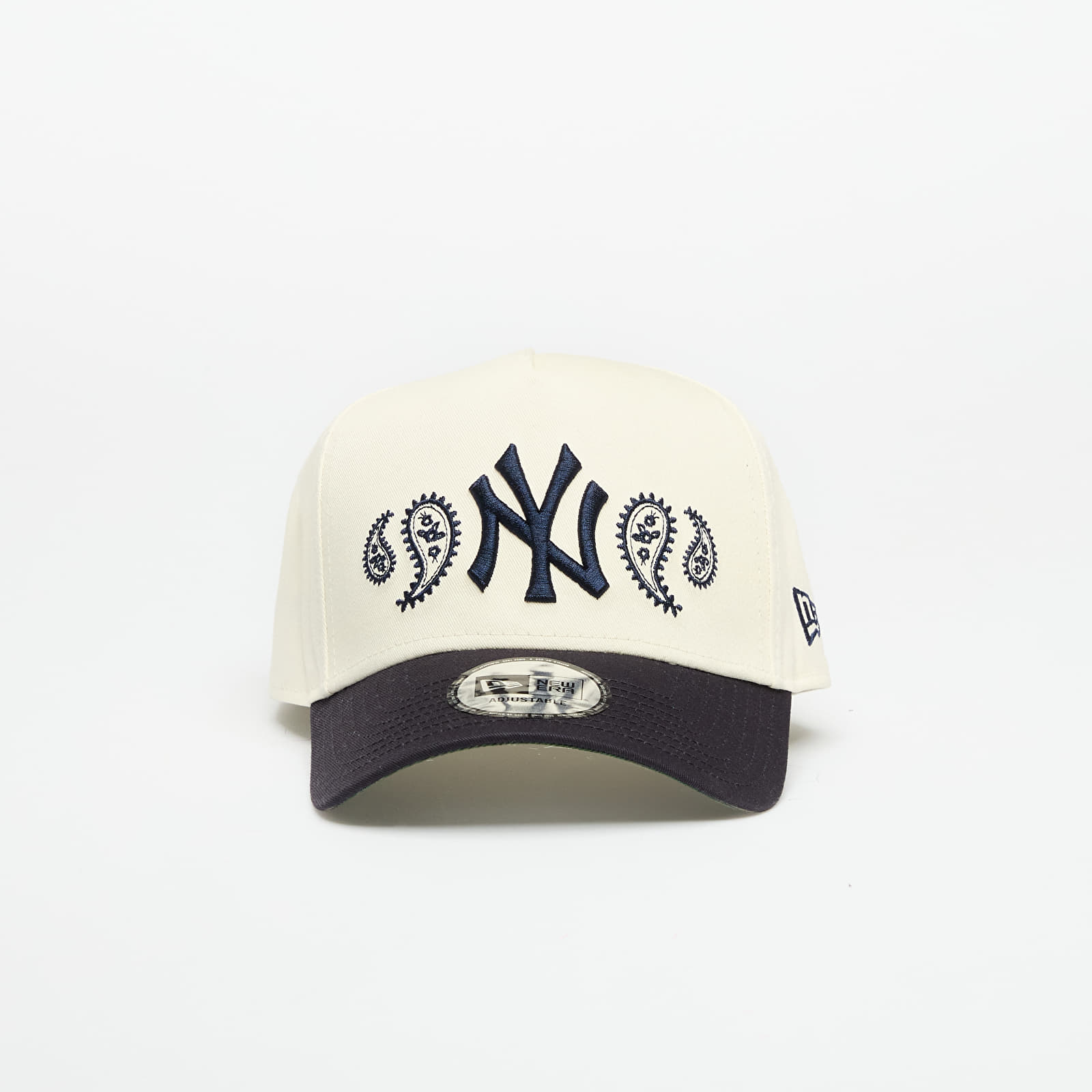 Men's caps New Era New York Yankees 9FORTY Aframe Paisley Cap Chrome White/ Navy