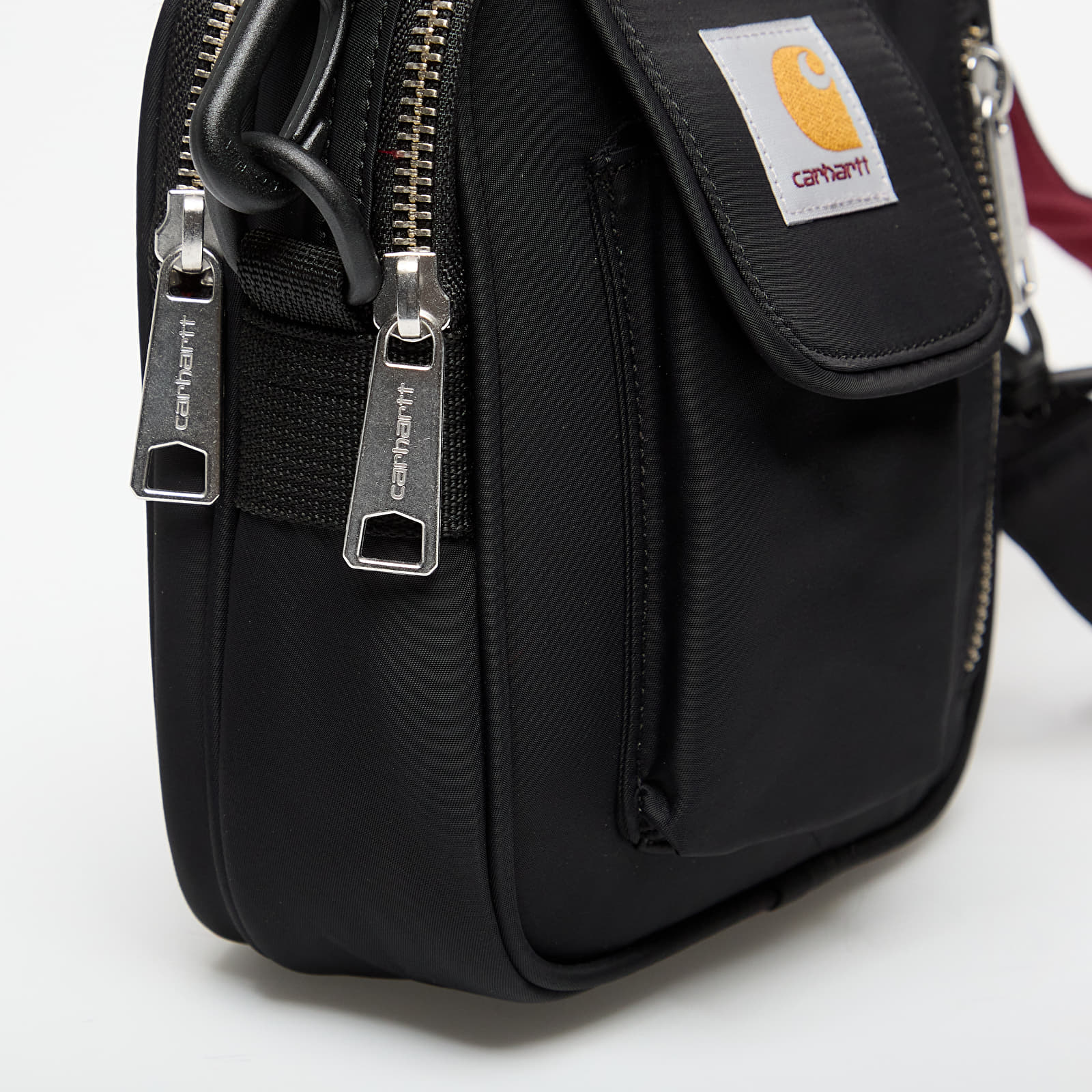 Genți de umăr pentru bărbați Carhartt WIP Alumni Essential Bag Small Black/ Scarlet