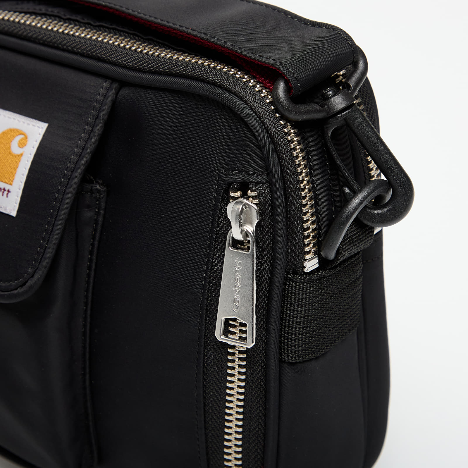 Genți de umăr pentru bărbați Carhartt WIP Alumni Essential Bag Small Black/ Scarlet