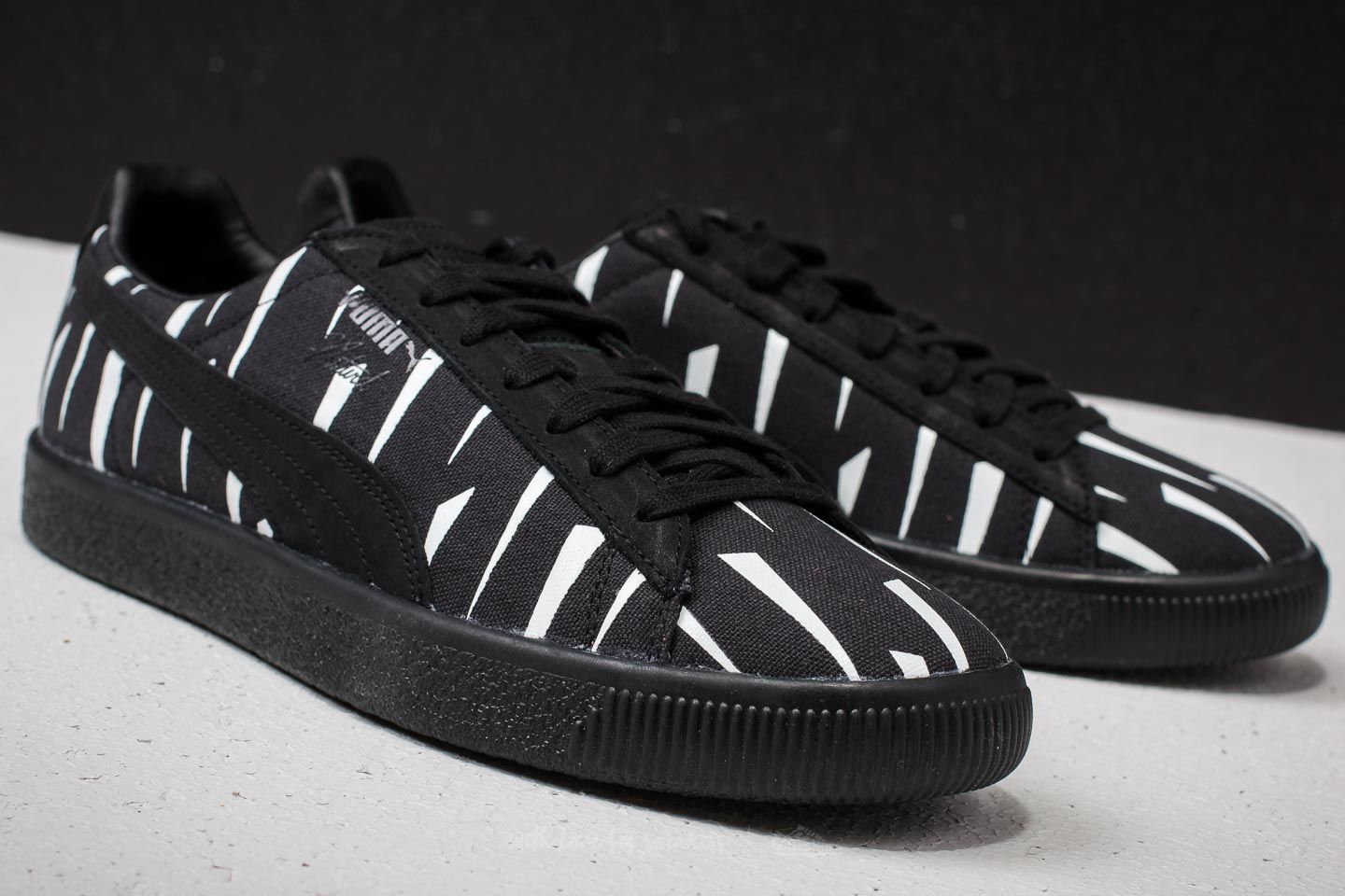 Men s shoes Puma x Naturel Clyde Black Rain Puma Black Puma Black Footshop