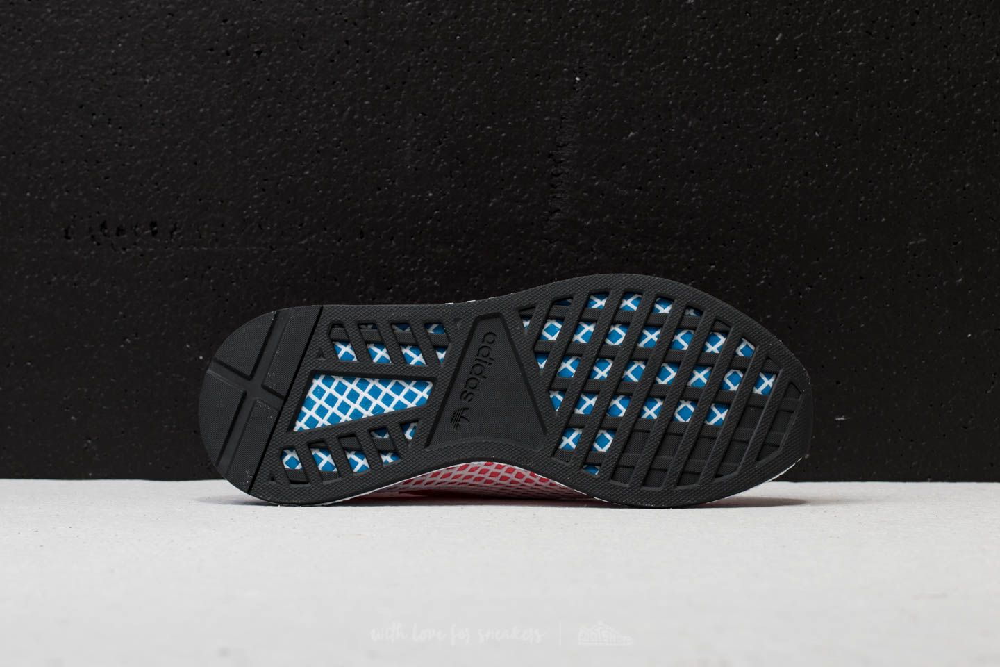 Férfi cipők adidas Deerupt Runner Solid Red/ Solid Red/ Bluebird