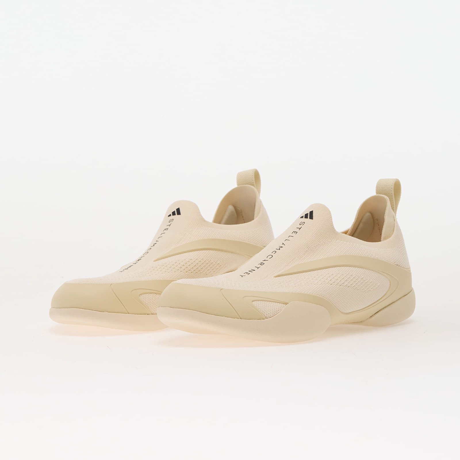 Sko til kvinder adidas x Stella McCartney Taekwondo Almond Milk/ Almond Milk/ Core Black