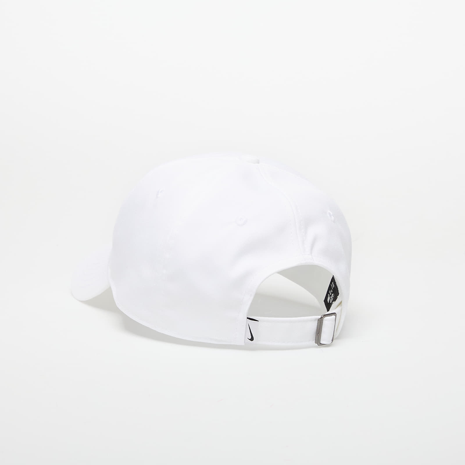Férfi sapkák Nike Club Unstructured Swoosh Cap White/ White