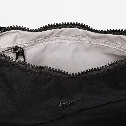 Nike Aura Crescent Crossbody Bag (4L) Black/ Black/ Gunmetal