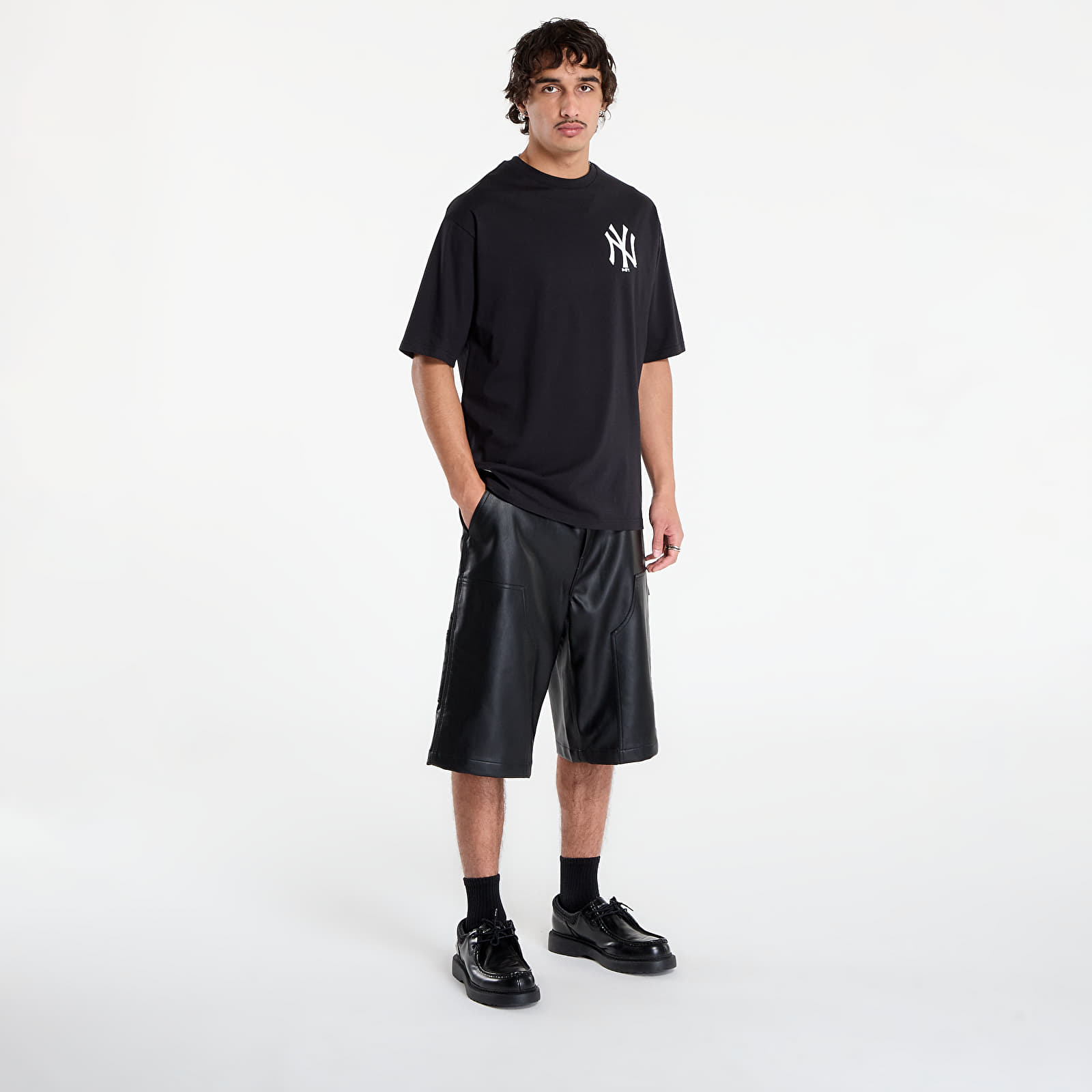 T-shirts til mænd New Era MLB Essentials Lc Os Tee New York Yankees Black/ White