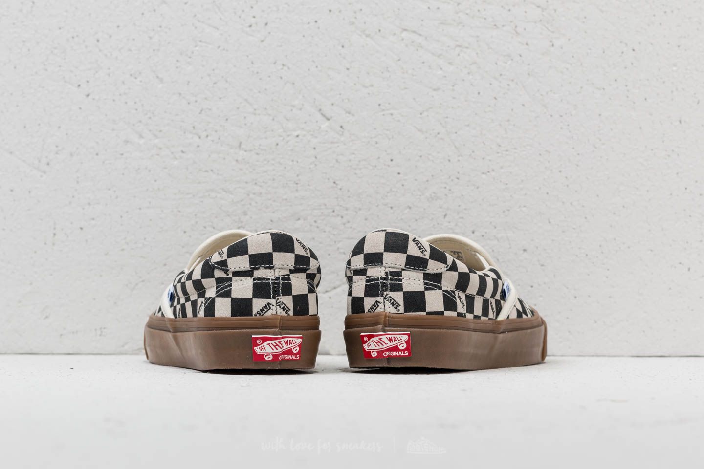 Vans slip on checkerboard gum shop