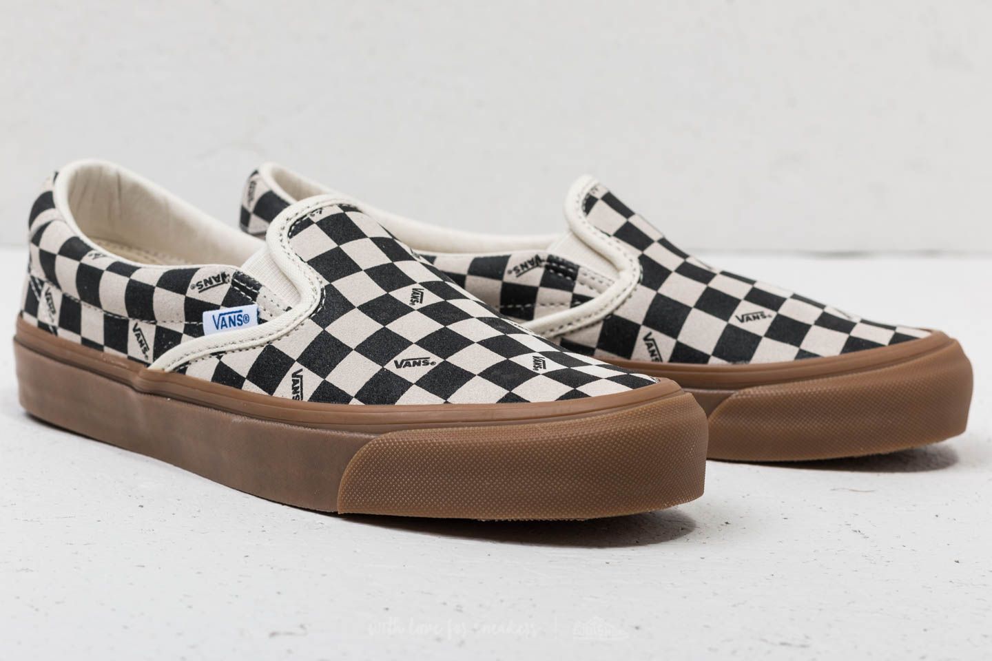 Checkered sole vans shop