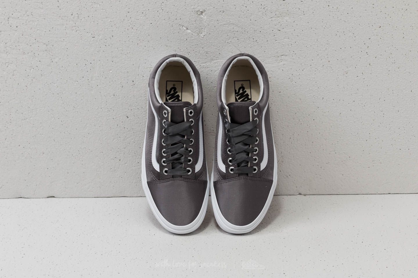 Vans old skool clearance satin skate shoe