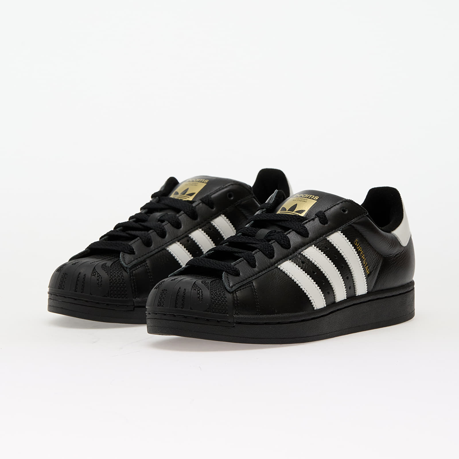 Sko til mænd adidas x Beams Superstar Core Black/ Ftw White/ Gold Metallic