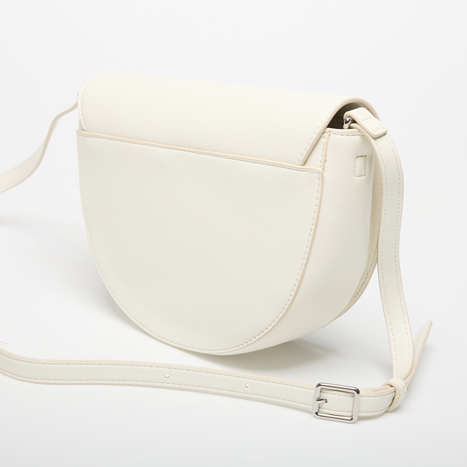 Borse a tracolla da uomo Calvin Klein Bold Ck Saddle Crossbody Lily White