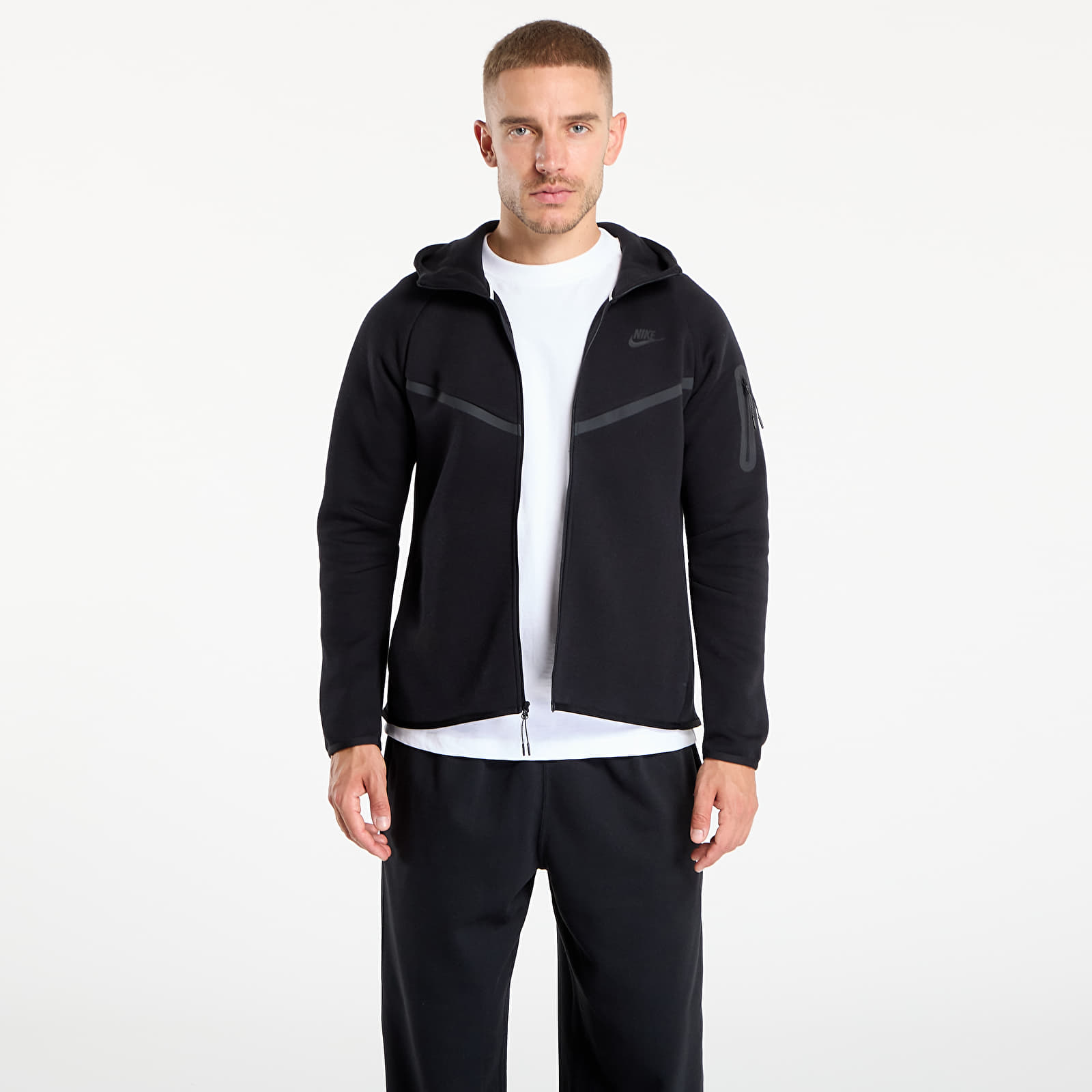 Női kapucnis pulcsik Nike Sportswear Tech Fleece Windrunner Women's Full-Zip Hoodie Black/ Black