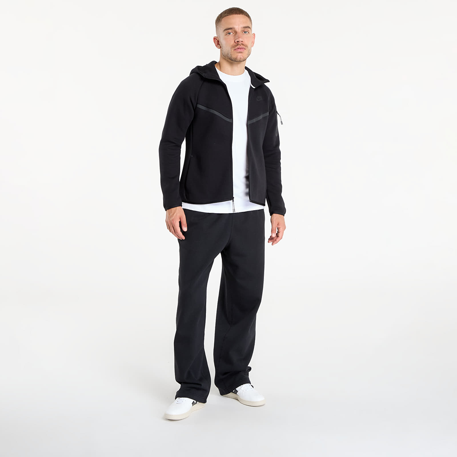 Női kapucnis pulcsik Nike Sportswear Tech Fleece Windrunner Women's Full-Zip Hoodie Black/ Black