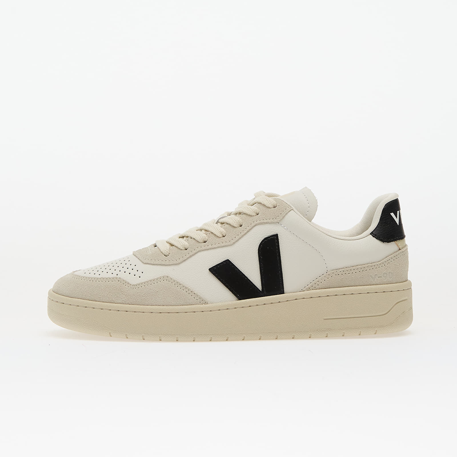 Încălțăminte și sneakerși pentru bărbați Veja V-90 O.T. Leather White_Black