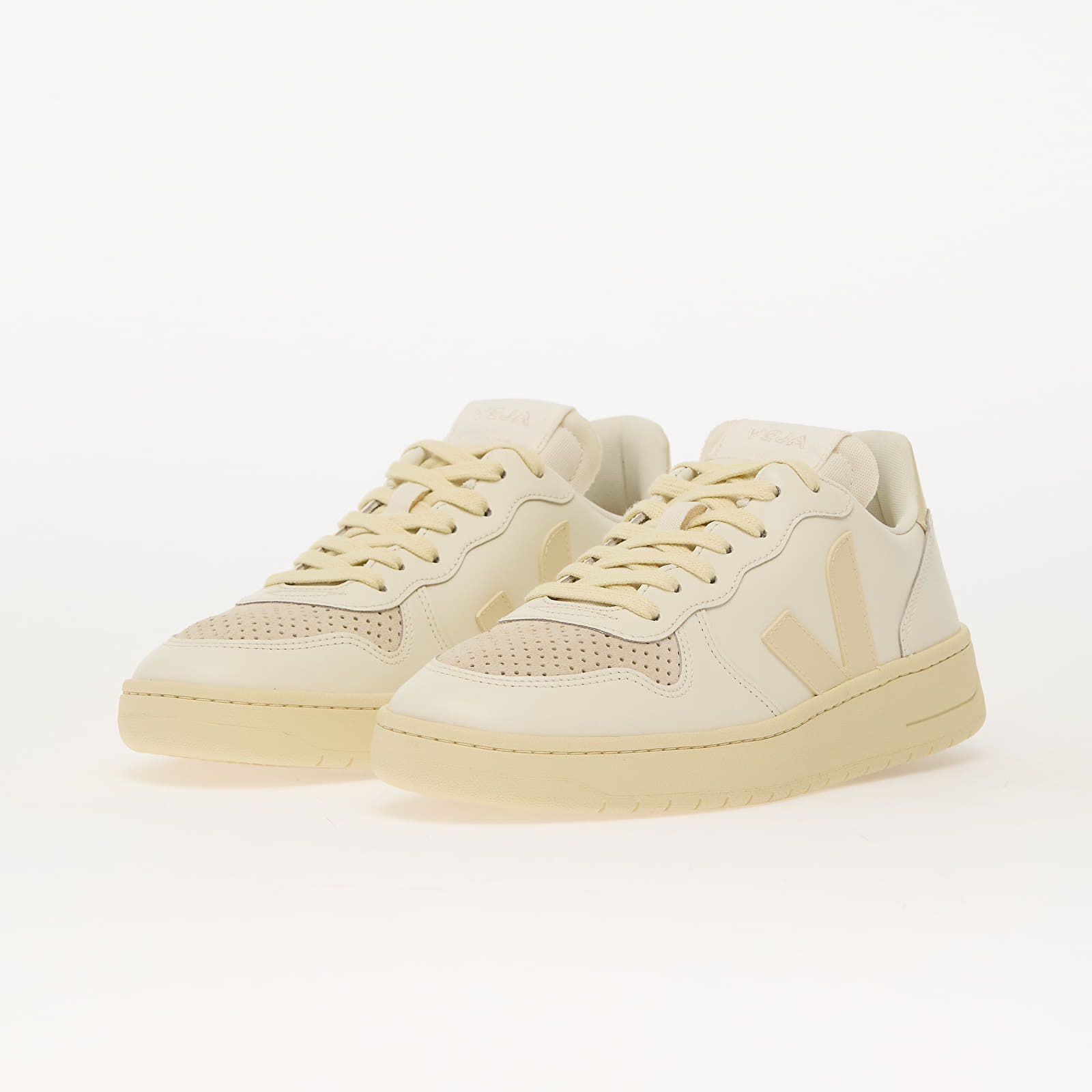 Încălțăminte și sneakerși pentru bărbați Veja V-10 Leather Pure_Calcaire