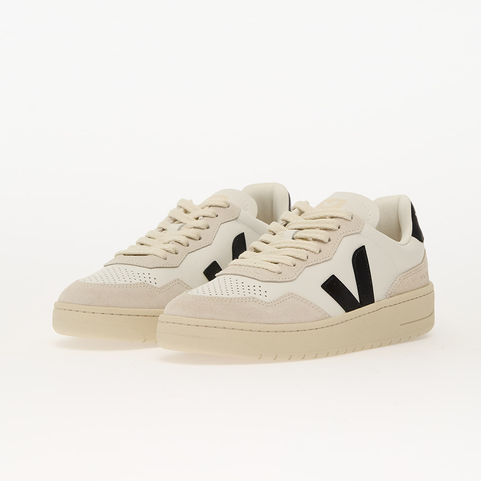 Women's shoes Veja W V-90 O.T. Leather White_Black