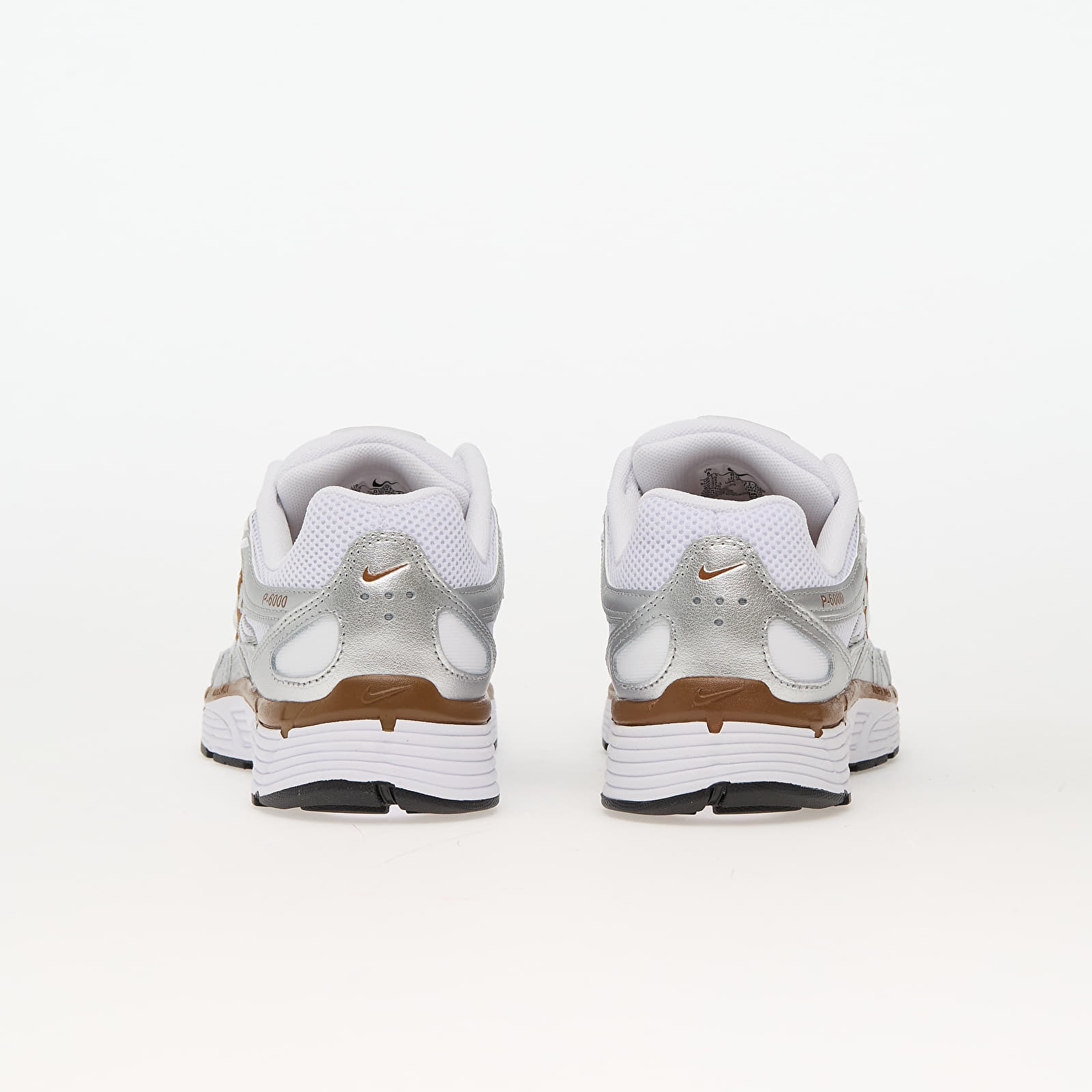 Női cipők Nike W P-6000 White/ Mtlc Silver-Lt British Tan-Sail