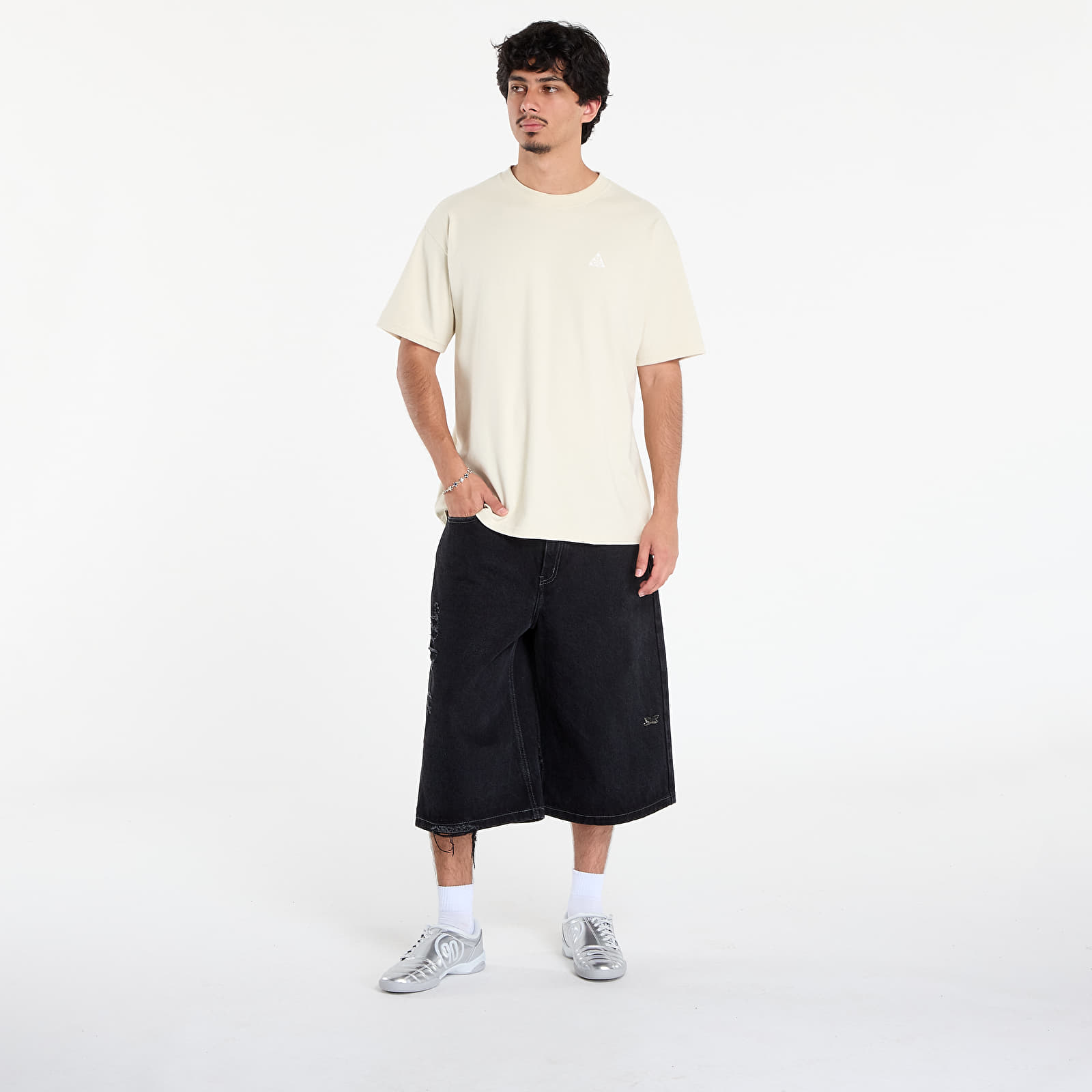 Pólók Nike ACG Men's Max90 T-Shirt Lt Khaki
