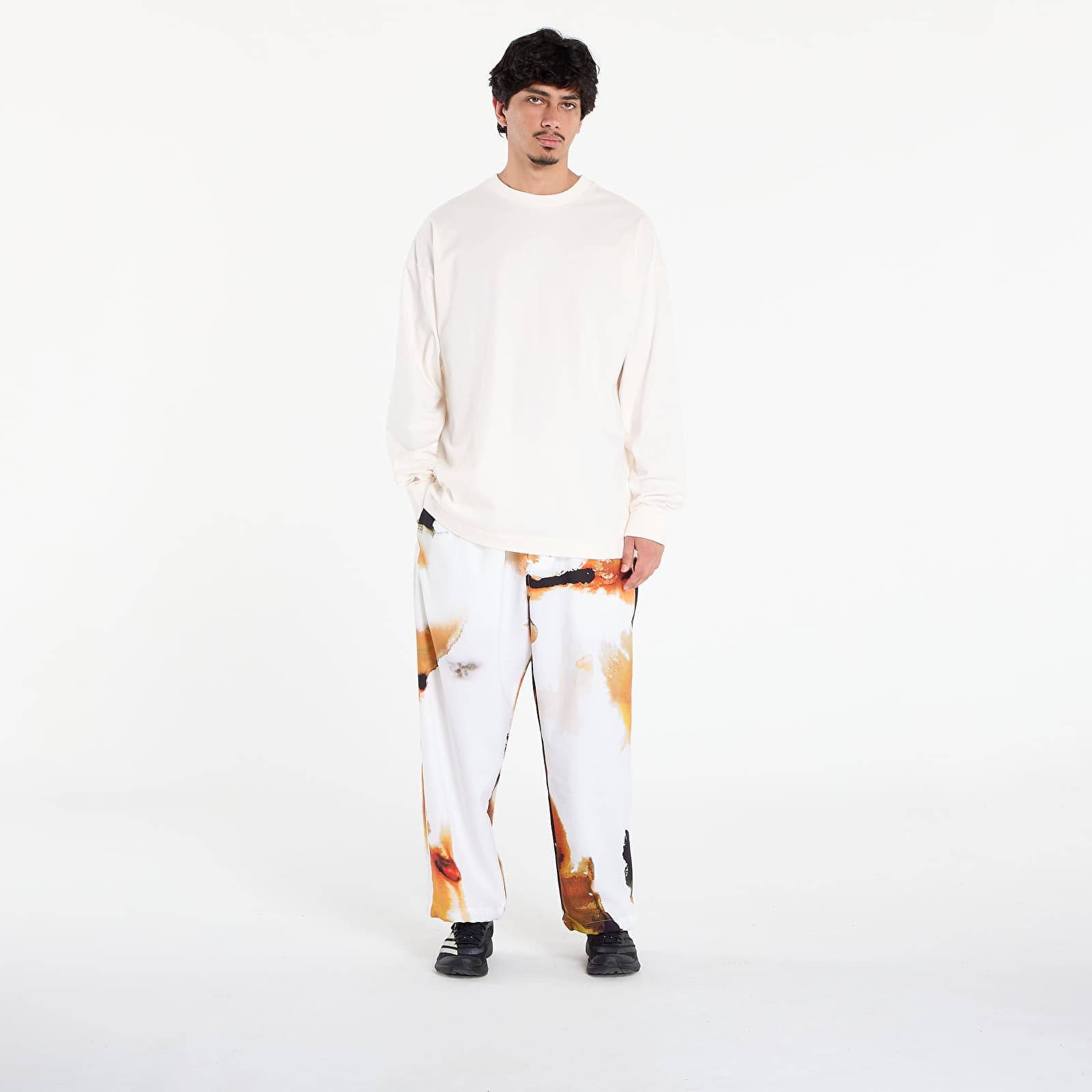 T-shirts för män adidas Basketball Long Sleeve Tee Chalk White