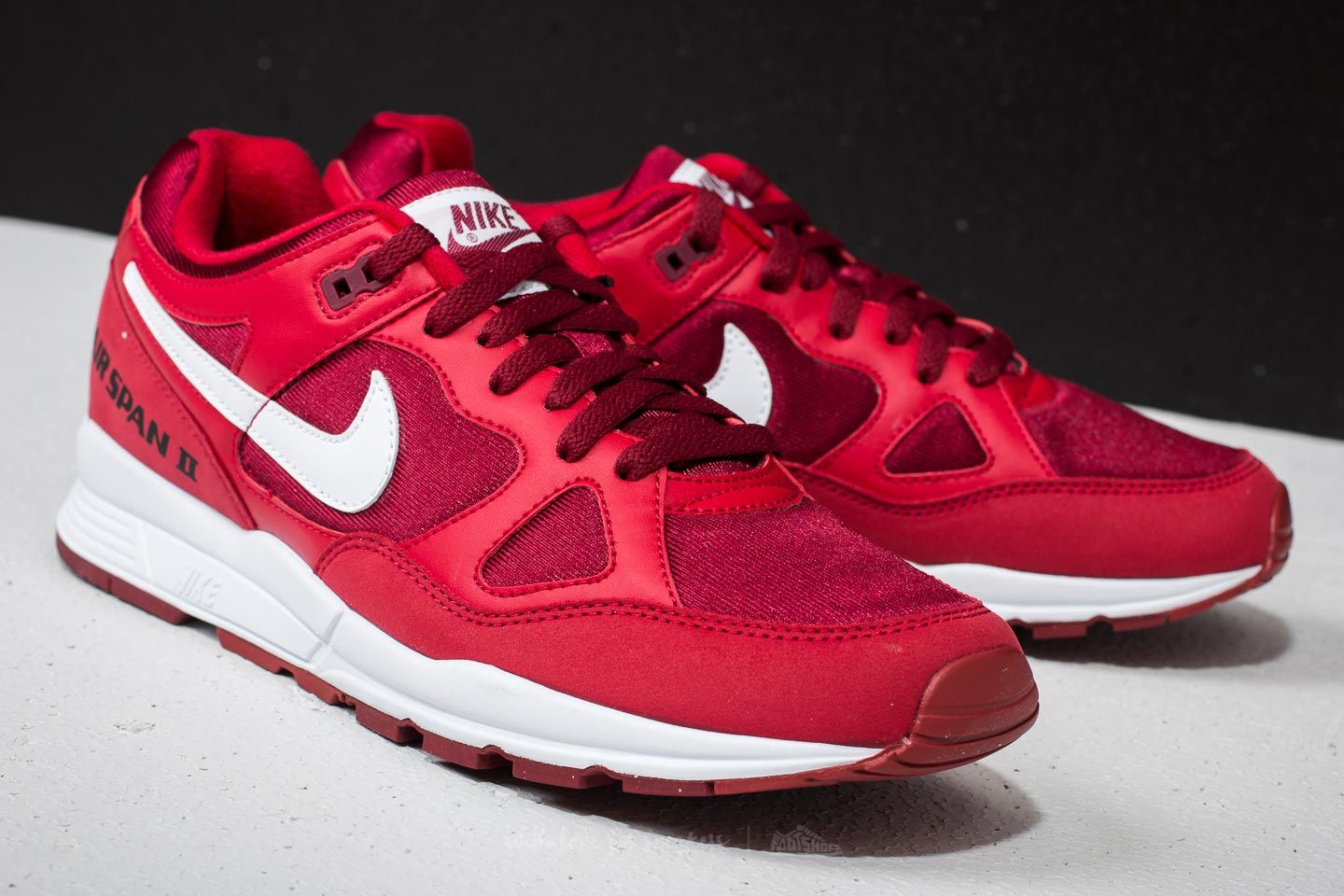 Men s shoes Nike Air Span II Gym Red White Team Red Black Footshop