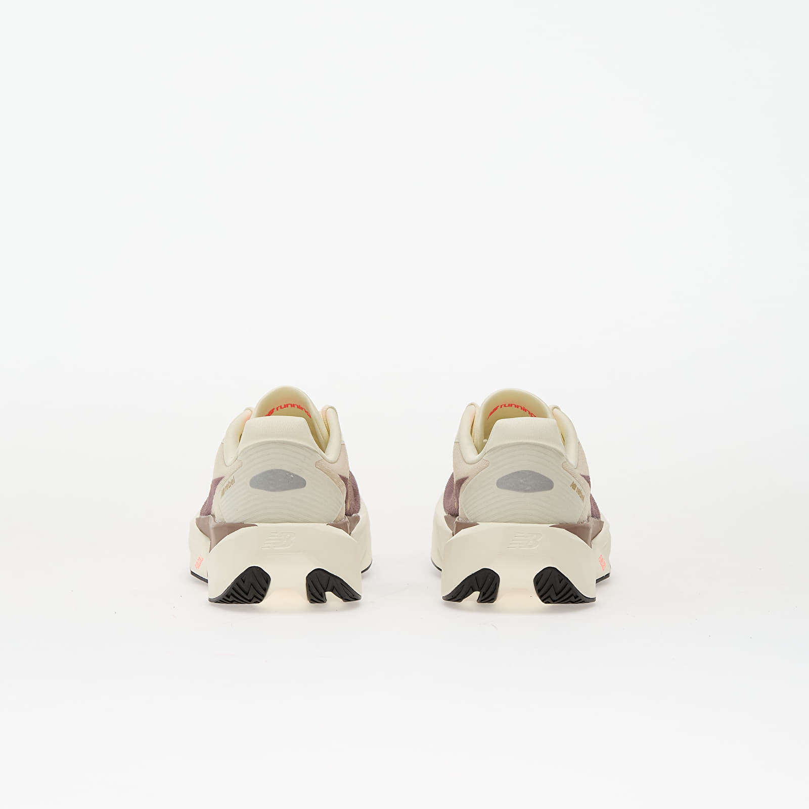 Încălțăminte și sneakerși pentru femei New Balance Rebel Angora