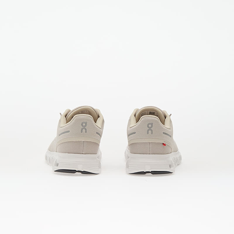 On M Cloud 6 Pearl/ White | Footshop