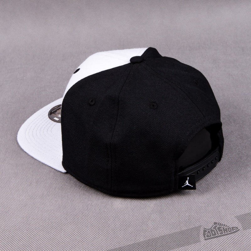 Sapkák Jordan Jumpman Snapback White/ Black