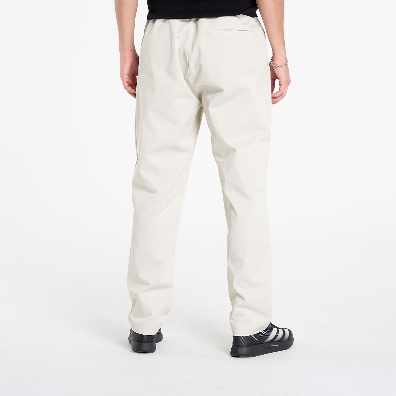 Férfi nadrágok adidas Mercedes - AMG Petronas Formula One Team Summer Chino Pant Wonder Alumina