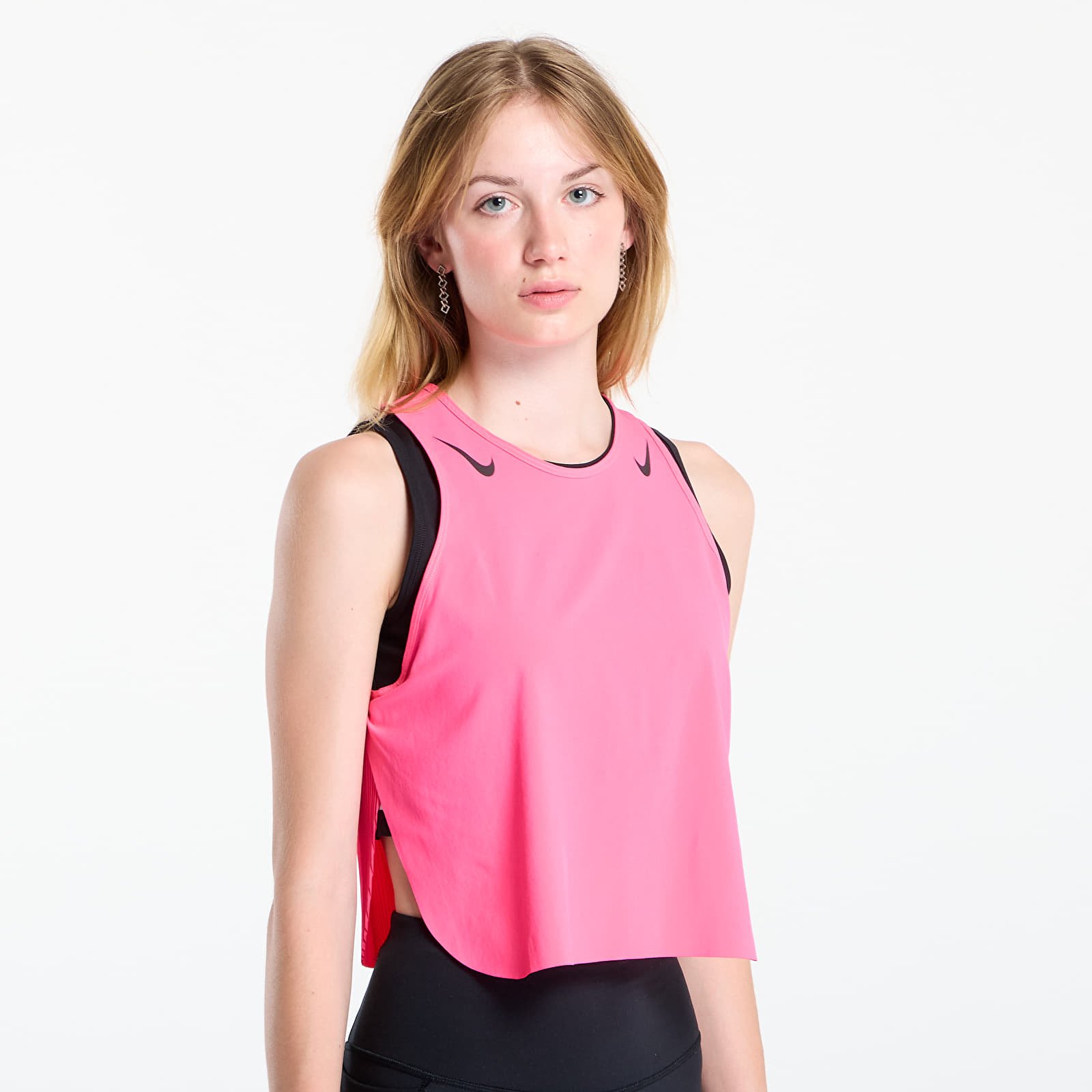 Дамски потници Nike AeroSwift Women's Dri-FIT ADV Cropped Running Tank Top Hyper Pink/ Black