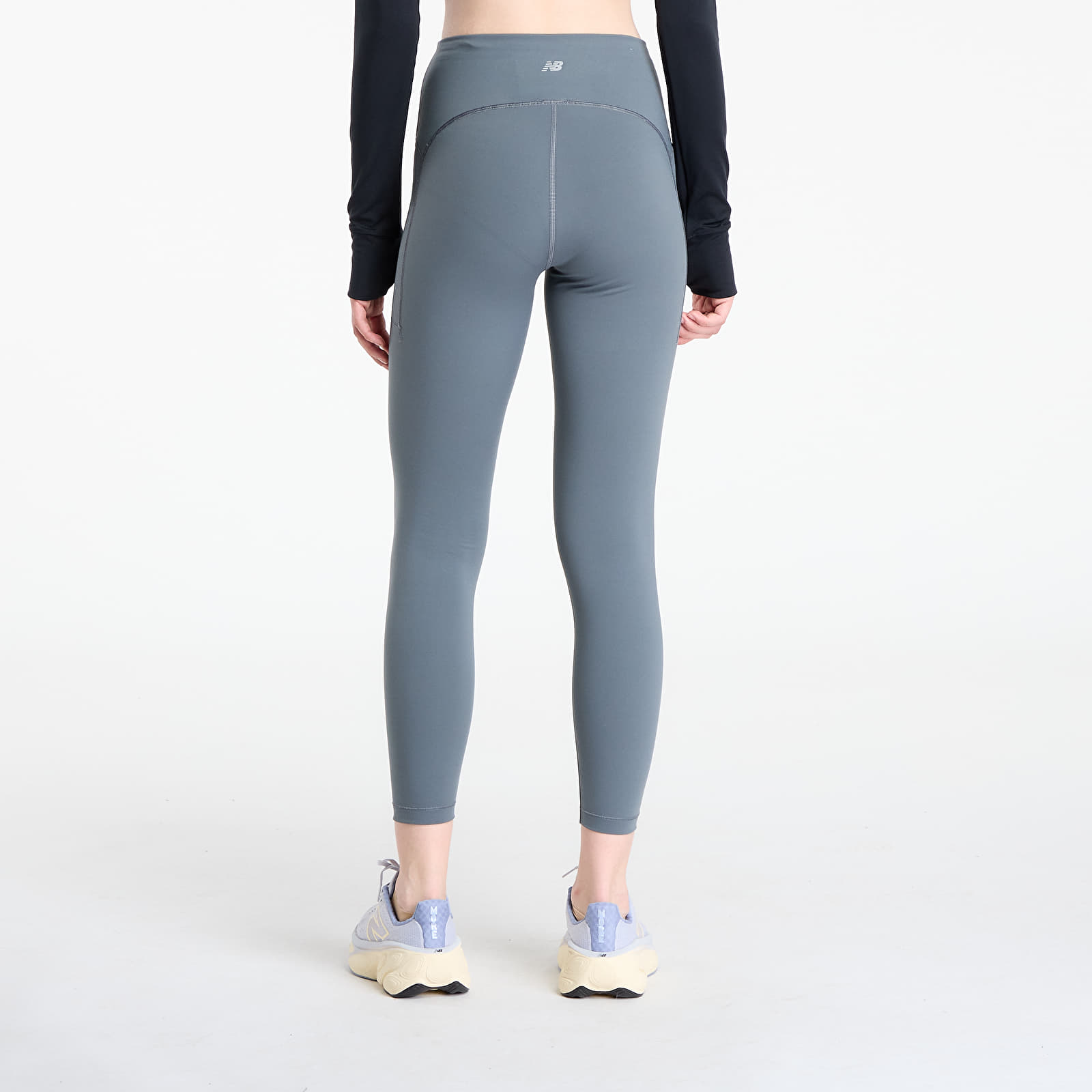 Dámske legíny New Balance Sleek Pocket High Rise Legging 25" Graphite