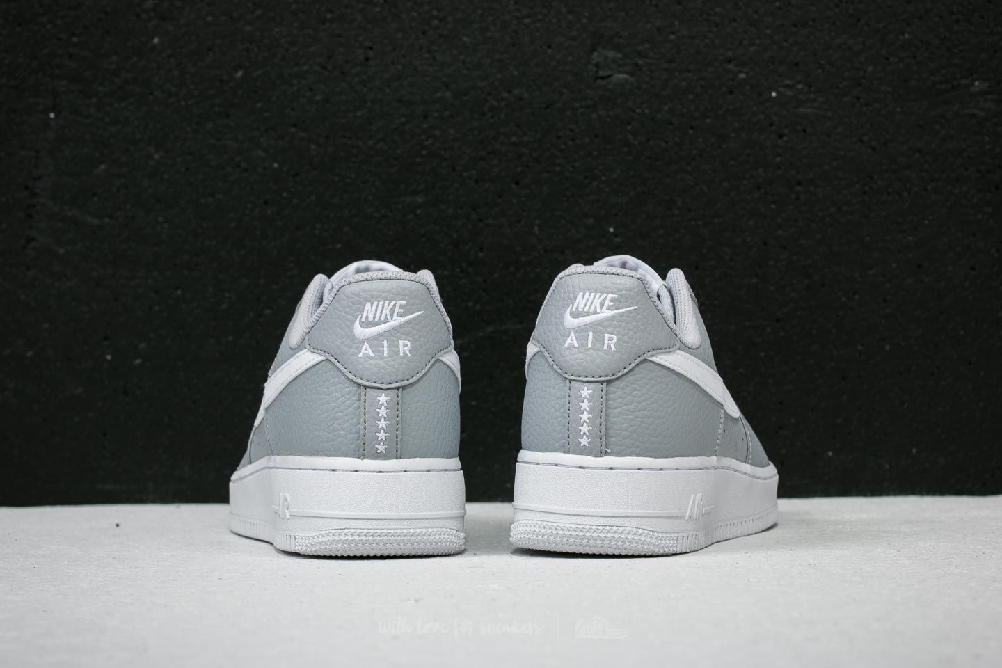 Men's shoes Nike Air Force 1 ´07 Wolf Grey/ White