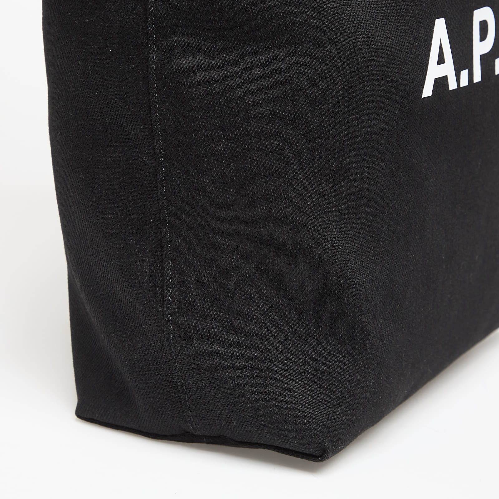 Pánske tašky cez rameno A.P.C. Small Ninon Tote Bag Black