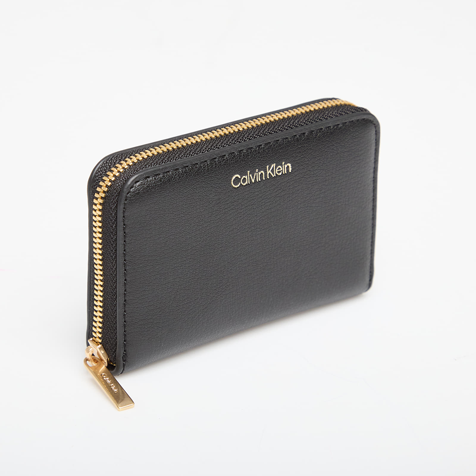 Pánske peňaženky Calvin Klein Foil Logo Medium Zip Around Black