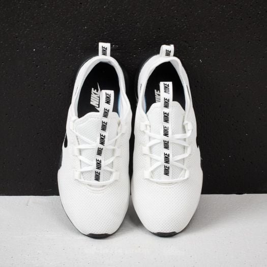 Nike ashin black white top