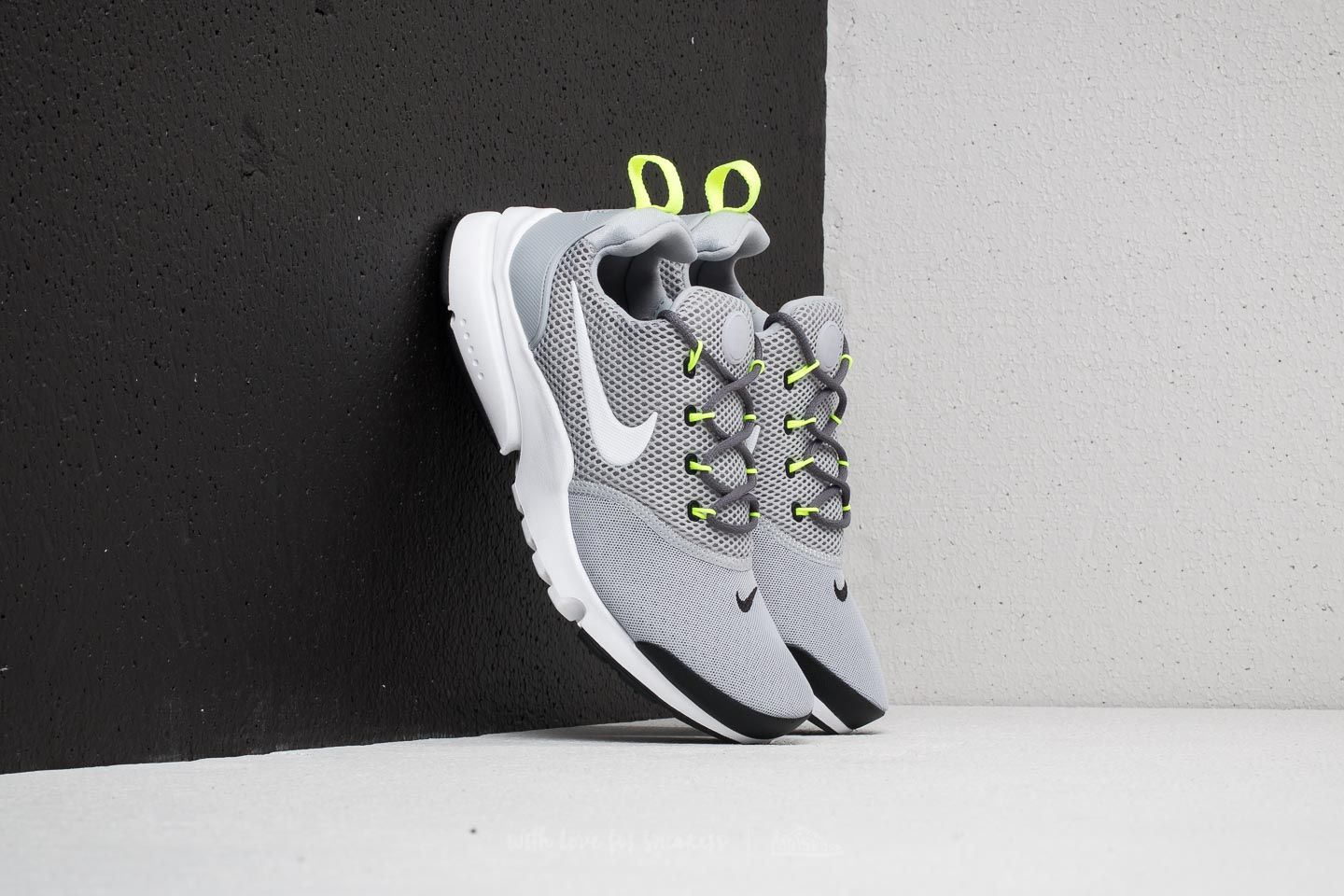 Women s shoes Nike Presto Fly GS Wolf Grey White Black Volt