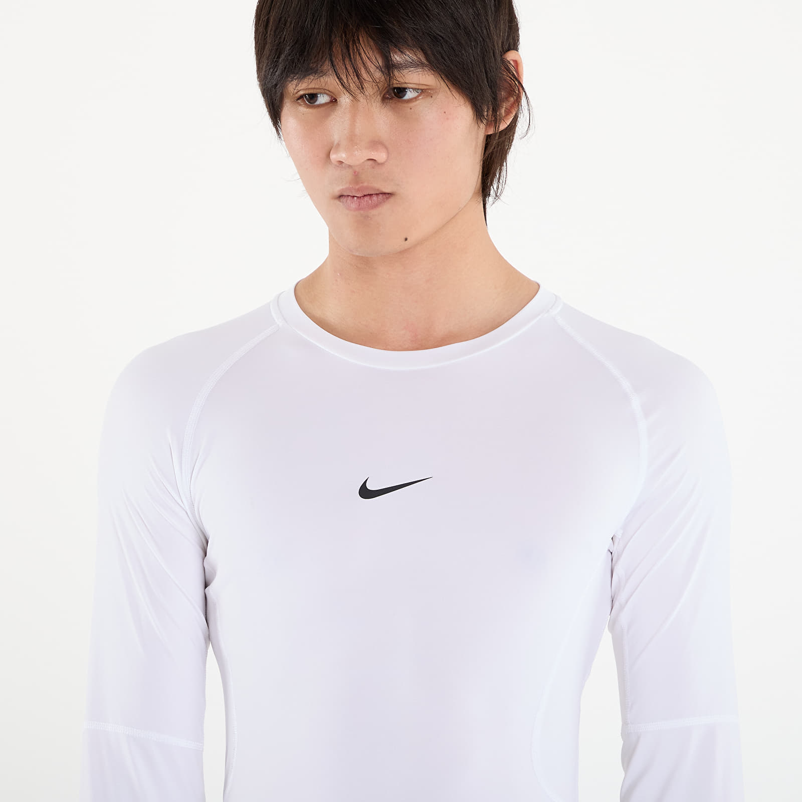 Magliette da uomo Nike Pro Men's Dri-FIT Tight Long-Sleeve Fitness Top White/ Black