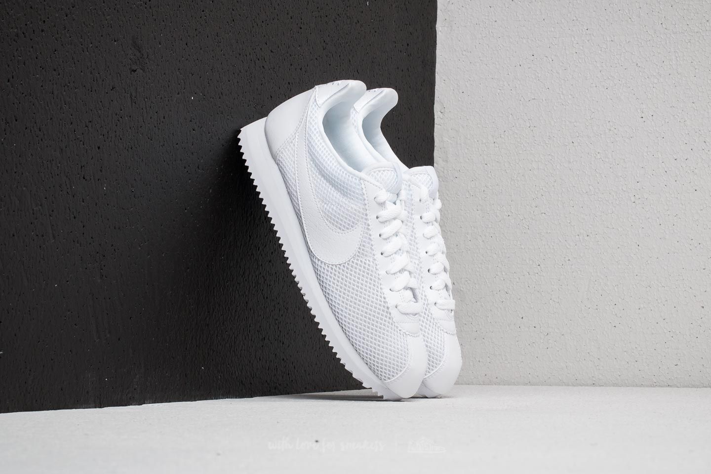 Дамски кецове и обувки Nike Wmns Classic Cortez Premium White/ White