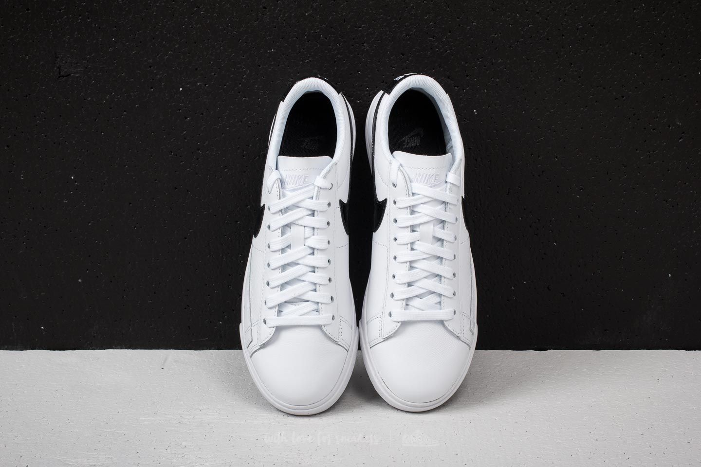 Women's shoes Nike Blazer Low Essential W White/ Black