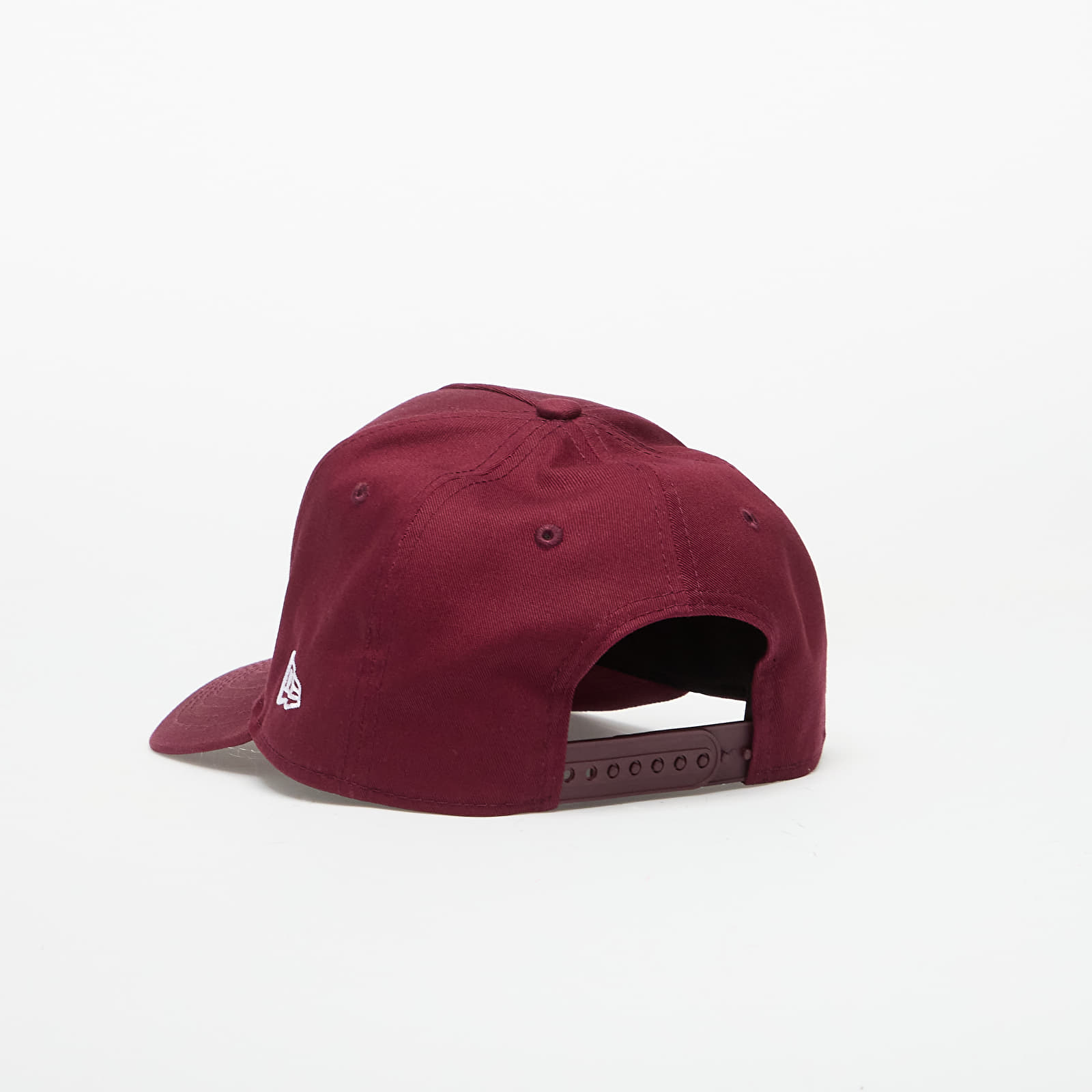 Men's caps New Era New York Yankees 9FORTY Aframe Essential Cap Frosted Burgundy/ White