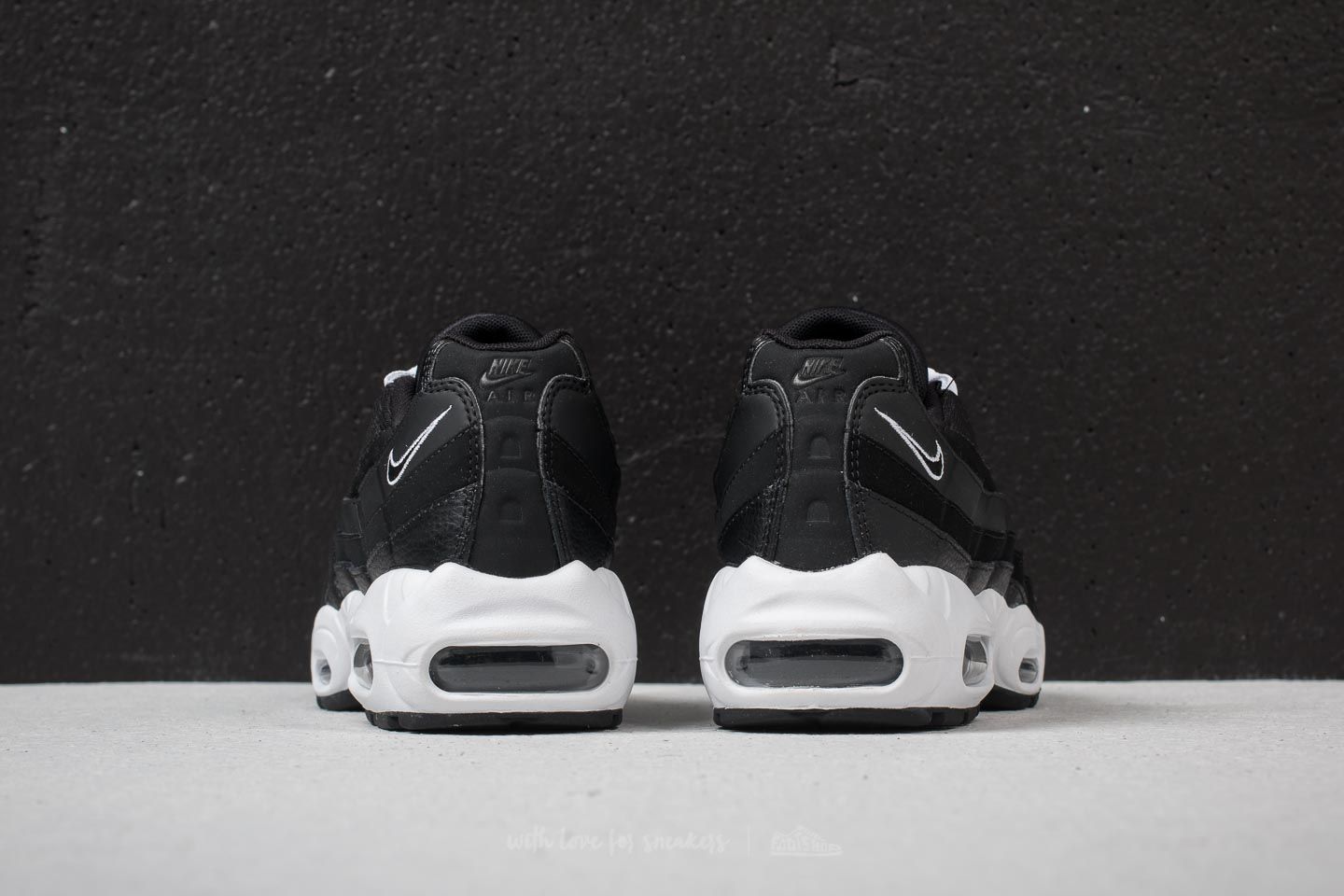 Nike air max 95 womens black clearance and white