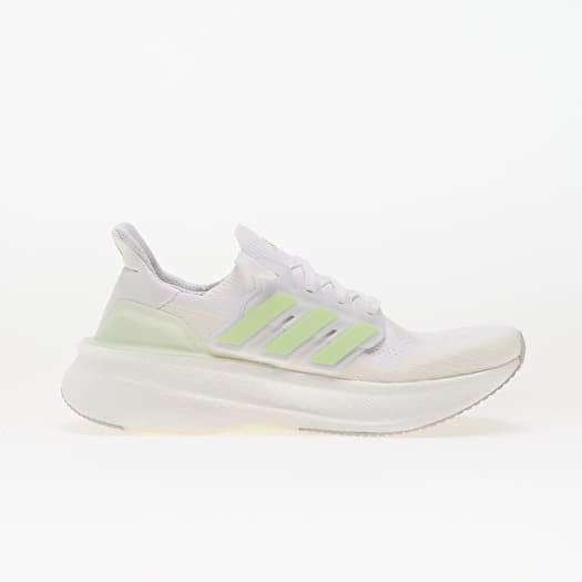 Women's shoes adidas UltraBOOST Ftwr White/ Semi Green Spark
